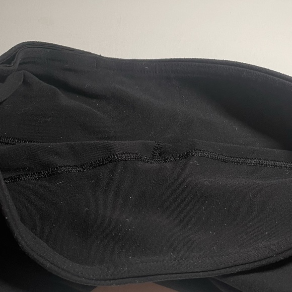 Lululemon- Wunder Under Crops (20”) - Picture 9 of 9